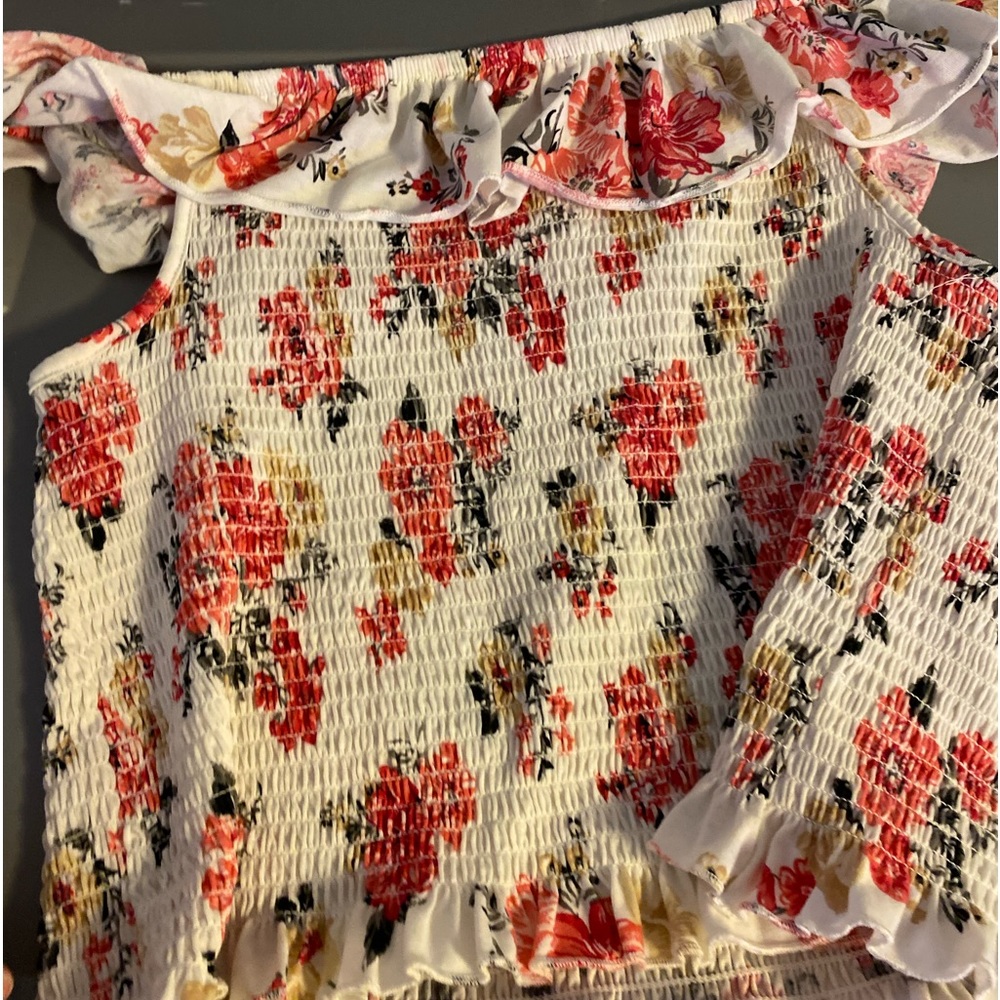 Women’s shirt